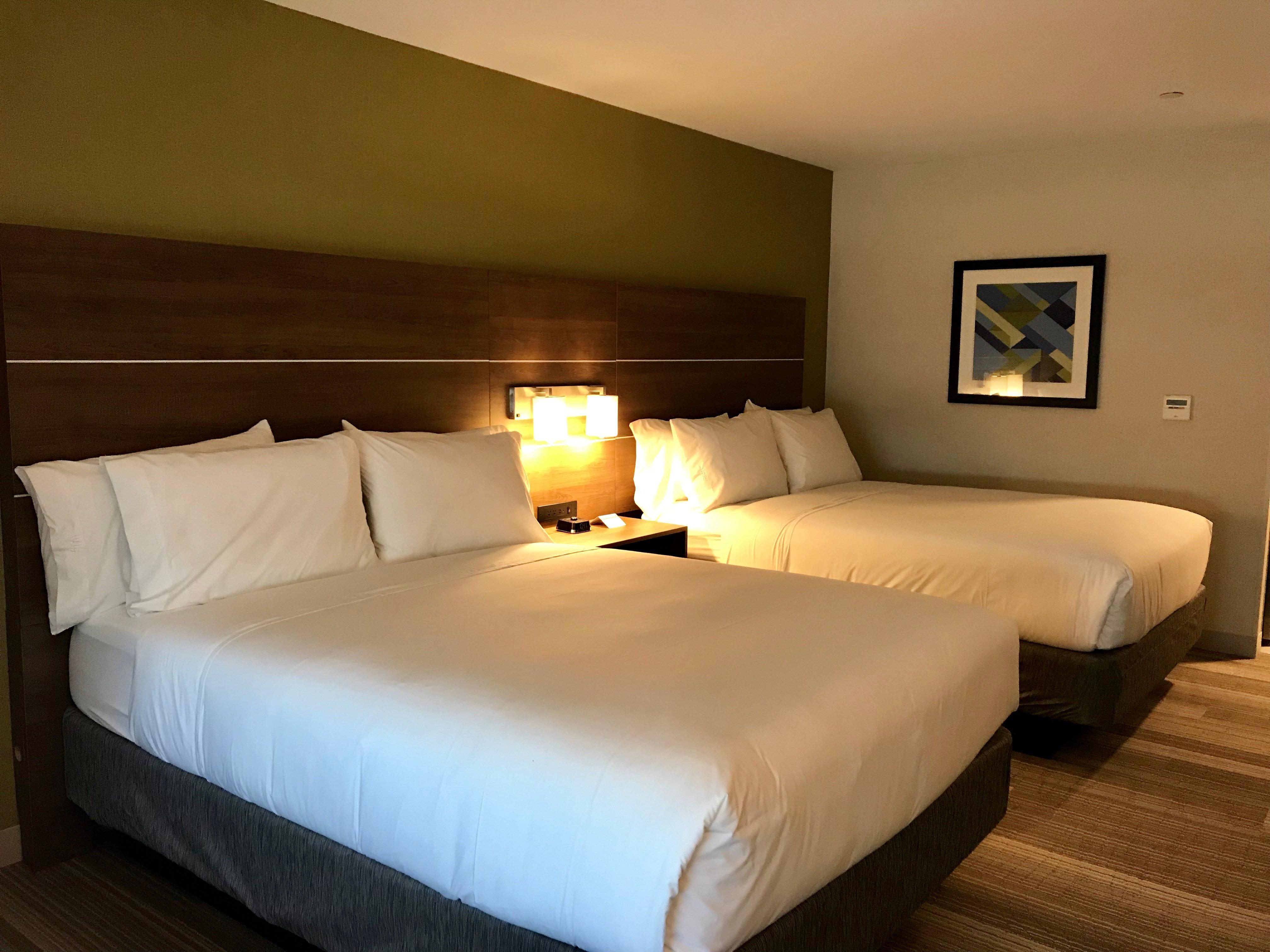 Holiday Inn Express & Suites Pasadena - Los Angeles By Ihg Екстер'єр фото