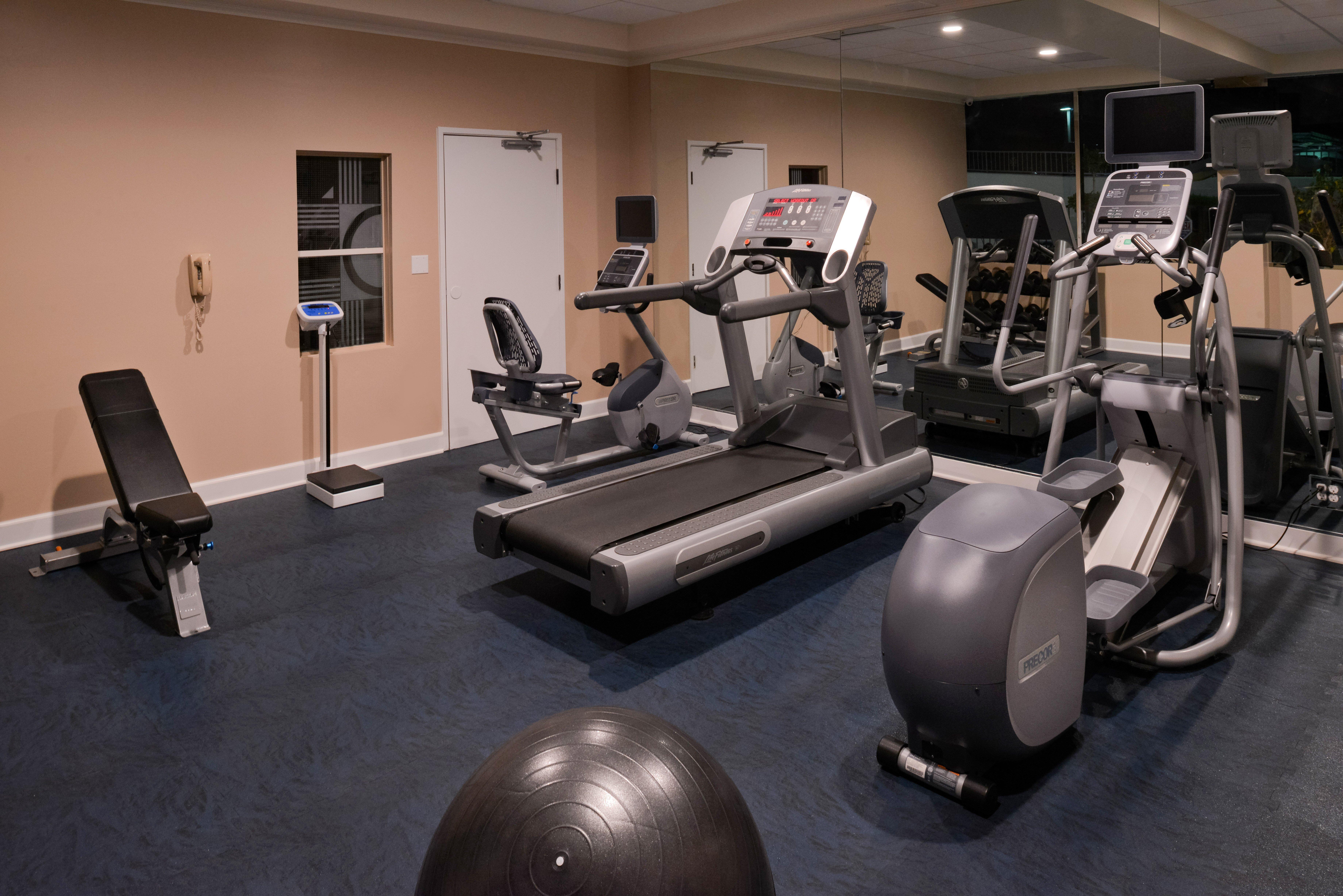 Holiday Inn Express & Suites Pasadena - Los Angeles By Ihg Екстер'єр фото