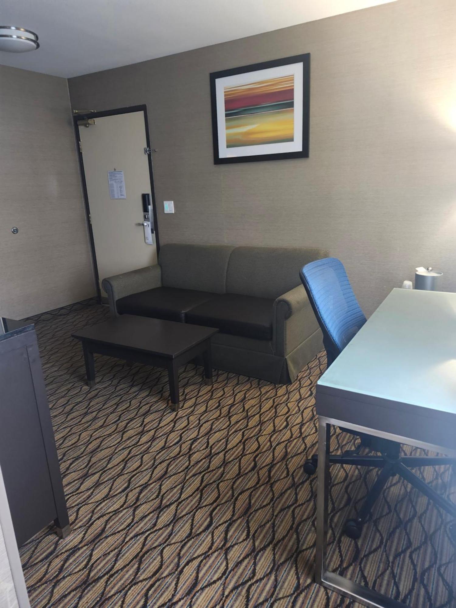 Holiday Inn Express & Suites Pasadena - Los Angeles By Ihg Екстер'єр фото