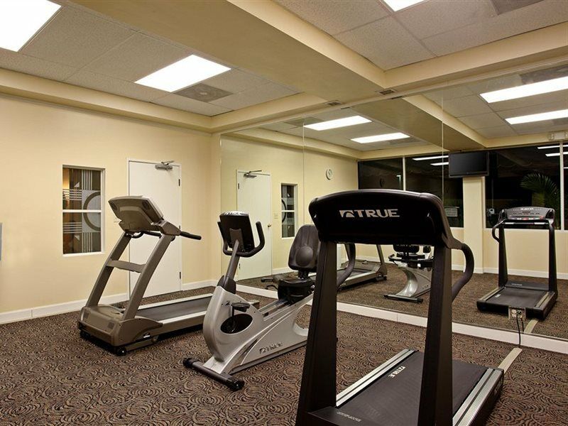 Holiday Inn Express & Suites Pasadena - Los Angeles By Ihg Екстер'єр фото